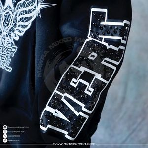 Sudadera con Capucha Oversize de Invierno Personalizada al por Mayor OEM, de Alta Calidad con Logotipo Bordado de Pedrería, de Algodón 100% de Alto Gramaje con Efecto Desgastado por el Sol - Product Image 5