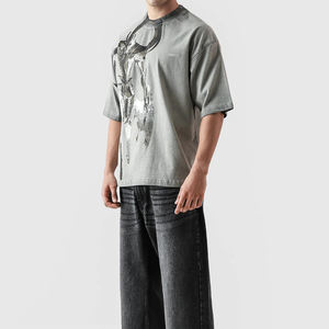 Camiseta Gráfica de Anime Igris al por Mayor, Ajuste Holgado, Estilo Urbano, Logotipo Personalizado, Algodón, Manga Corta, Unisex, Proveedor OEM/ODM - Product Image 4