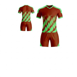 Ensemble de maillots de football unisexe en polyester respirant à séchage rapide, 100 % polyester, service OEM, uniforme de football personnalisé pour équipe - Product Image 4