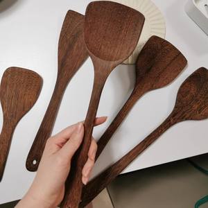 Ensemble de spatules en bois de wengé personnalisées pour la cuisine, ustensiles gravés sur mesure - Product Image 1