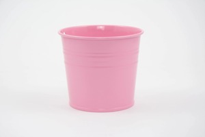 Classic Pink Metal Planter Perfect For Home Decor Floral Arrangements And Plant Displays Garden Planter Wholesale From India - Product Image 4
