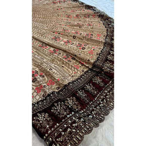 Lehenga choli ออกแบบสำหรับผู้หญิงที่มีลำดับและด้ายทำงานชุดที่สวยงาม - Product Image 3