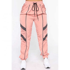 Conjunto Deportivo de Invierno de Lujo al por Mayor, Chaqueta Cortavientos y Pantalón, Personalizado, 2 Piezas, Talla Grande para Mujer, Ligero, Transpirable, 100% Algodón - Product Image 3