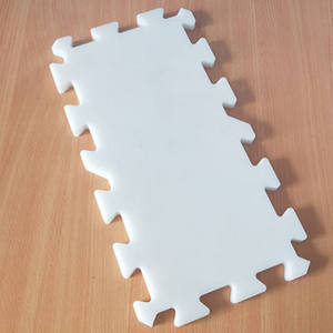 Panneaux modulaires de patinoire synthétique en UHMWPE durables pour les lieux d'entraînement sportif - Product Image 4