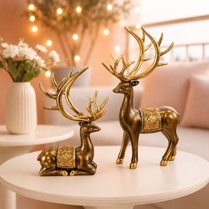 Figurines de cerfs en laiton vintage, sculptures debout et en repos, pour tables basses, buffets, halls d'entrée ou tables de fêtes. - Product Image 6