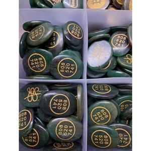 Aventurine verte Zibu méditation amulette Chakra équilibrage guérison pierre précieuse amour poli avec technique de gravure - Product Image 1