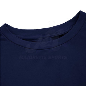 Sweat-shirt pour femme, style streetwear tendance, tissu doux, coupe décontractée confortable, pour une tenue de mode contemporaine. - Product Image 6