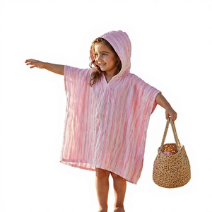 Poncho bébé unisexe personnalisable 100% coton biologique, doux, respirant, à capuche, design doux pour la peau - Product Image 1