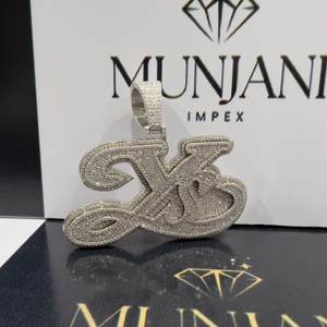 Pendentifs de luxe pour hommes, style hip-hop, motif de lettres personnalisé, certifiés IGI, plaqués argent/or/or rose - Product Image 4