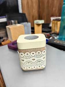 Brûleur d'encens en bois avec motif en dentelle beige, diffuseur d'aromathérapie pour la maison - Product Image 6