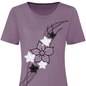 T-shirts sérigraphiés personnalisés vintage pour femmes, maillot tricoté décontracté, décoration de boutons en dentelle, col rond, motif imprimé graphique - Product Image 3