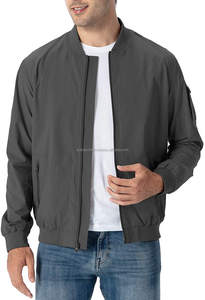 Chaqueta bomber de moda, pieza de streetwear esencial para cada armario, simple, moderna e increíblemente versátil - Product Image 2