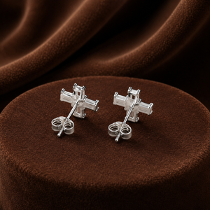 Boucles d'oreilles clous en diamant baguette croisées, plaqué or blanc 10K, bijoux d'oreille unisexe, style Hip Hop, cadeau d'anniversaire ou de fête - Product Image 4