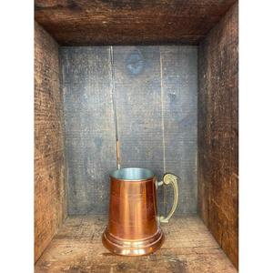 Jarra de Cobre Polaca para Beber Cerveza, Taza Elegante con Asa de Latón, Tazas de Cobre Puro Personalizadas OEM, Precio de Fábrica al por Mayor - Product Image 1