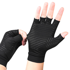 Gants de musculation en cuir à demi-doigts antidérapants avec lacets et logo personnalisé, unisexes, prix raisonnable - Product Image 2