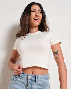 Camiseta Corta para Mujer, 100% Algodón, Suave y Transpirable, Corte Ajustado, Uso Diario Informal, Impresión Personalizada, Suministro de Fábrica OEM - Product Image 5