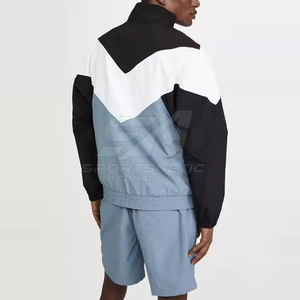 Vêtements de sport d'été flexibles avec un ensemble de shorts coupe-vent en matière légère pour la salle de sport et la course à pied - Product Image 2