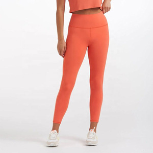 Leggings pour femmes de qualité supérieure OEM, taille haute, de la meilleure qualité, avec impression personnalisée, respirants, logo personnalisé, leggings pour femmes - Product Image 4