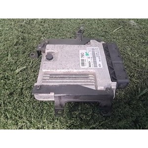 ECUs y Módulos de Computación Usados para Carnaval 391002F070 - Product Image 2