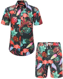 Conjuntos de seda suave para hombre, camiseta hawaiana con botones de media manga para verano, venta al por mayor, los más nuevos vendedores personalizados, 2 piezas - Product Image 2