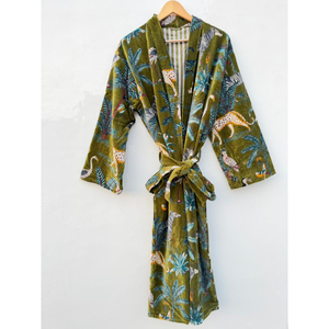 Veste longue bomber en velours vert jungle à imprimé animal pour femme, style bohème, avec ceinture, idéale pour l'hiver et la plage - Product Image 1