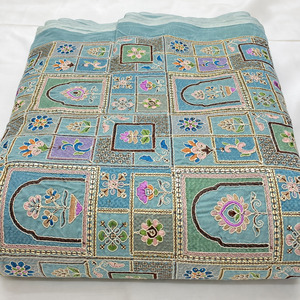 Tela de seda bordada con diseño de encaje para caftanes y abayas, ideal para fabricantes de prendas de moda modesta, exportación global. - Product Image 1