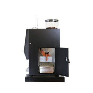 Máquina Expendedora Automática de Café Espresso con Sistema de Granos Recién Molidos - Product Image 5