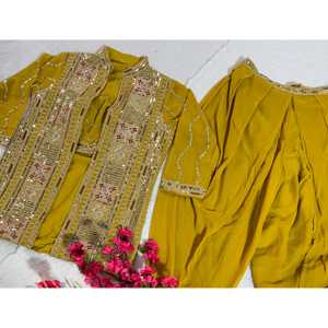 Conjunto de Top y Pantalón de Fiesta para Mujer de Diseñador con Hermoso Koti - Product Image 4