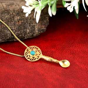 Pendentif cuillère plaqué or avec pierre turquoise, collier vintage en alliage, bijoux de mode unisexe - Product Image 2