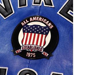 Veste universitaire en cuir bleu personnalisée pour homme, style classique Letterman Bomber avec patch brodé et bordure côtelée - Product Image 5