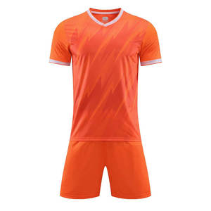 Conjuntos de Fútbol para Entrenamiento, Personalizados, al por Mayor, Fabricante OEM, Camisetas de Fútbol de Poliéster Lisas al por Mayor, Ropa Deportiva con Etiqueta Privada para Equipos - Product Image 4