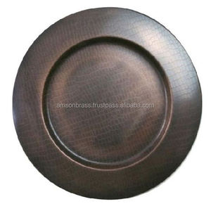 Assiette de service élégante en métal de qualité et assiette de chargeur à taille personnalisée pour vaisselle - Product Image 6