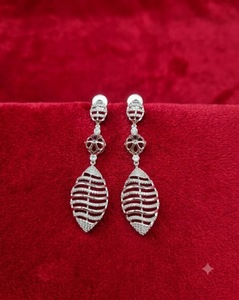 Leaf Motif Elegant American <b>Diamond</b> Tiered Dangle <b>Earrings</b> Stylish Leaf Drop <b>Earrings</b> Party Wear Fashion <b>Earrings</b> For Receptions - Product Image 4