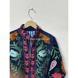 เสื้อแจ็คเก็ตกำมะหยี่ทำมือ เย็บมือลายซูซานี พร้อมซับในผ้าฝ้าย เสื้อแจ็คเก็ตปักลายอุซเบก มีกระเป๋าข้างสองข้าง - Product Image 4