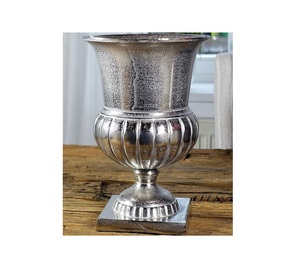 Eco Friendly Modern Aluminum Flower Vase With Elegant Finish For Dining <b>Table</b> And Living Room Decoration - Product Image 2