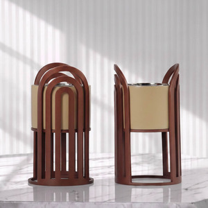 Sublimez votre espace avec ce brûleur d'encens moderne en métal en forme d'arche, doté d'un design élégant et d'une finition durable, une décoration idéale. - Product Image 1