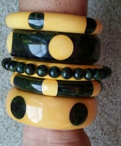 Bracelet élastique en résine perlée au design simple pour l'été, jonc acrylique personnalisé et exagéré pour femme - Product Image 3