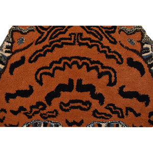 Tapis traditionnel himalayen tibétain en laine tuftée à la main, motif peau de tigre, motif animal exotique, accent orange - Product Image 3