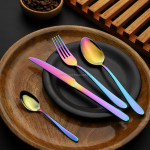 Gracy Noir PVD Acier Inoxydable Couverts/Couverts Ensemble Shinny Grade 202/304 Cuillère Fourchette Couteau et Cuillère pour Bébé Fabriqué en Inde pour les Fêtes - Product Image 3