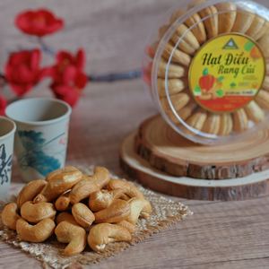 Vietnam Dong Phu ISO Certified Premium W180 Shelled Roasted Cashew Nuts in 163g <b>Gift</b> Box-12-Month Shelf Life - Product Image 1