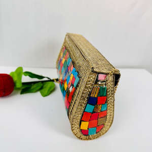 Pochette de soirée moderne de luxe faite à la main pour femmes pochette en métal nacre mosaïque sculpture indienne polie multicolore - Product Image 5