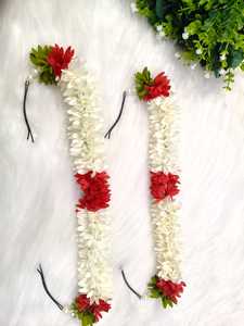 Accesorio para el Cabello con Flores de Jazmín Rojas y Blancas, Tocado Floral de Tela para Bodas, Mehndi, Haldi, Fiestas Nupciales - Product Image 2