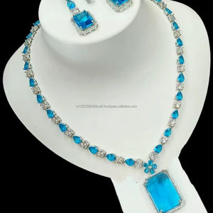 Ensemble de bijoux de mariée en diamant américain classique Collier et boucles d'oreilles en deux pièces pour mariage Style classique à la mode - Product Image 1