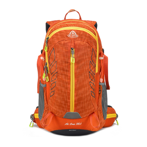 Mochila de Senderismo Verde Lima de 38L, Resistente al Agua, para Excursionismo - Product Image 5
