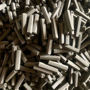 Charbon de bois en briquettes hexagonales 100 % naturelles en sciure de bois dur, fabriqué à la machine, teneur en carbone fixe 80-90 %, humidité max. 5 %, 4-6, vente en gros - Product Image 4