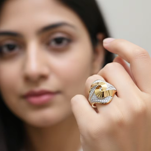 Anillo Moderno y Elegante con Diseño en Espiral para Mujer, Joyería de Lujo Dorada para Fiesta - Product Image 4