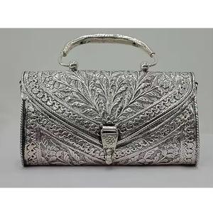 Bolso de Mano de Metal Rígido de Lujo God Grace Craft, con Grabado Floral Vintage, para Mujer, para Bodas y Fiestas, Bolso de Noche de Diseñador - Product Image 6