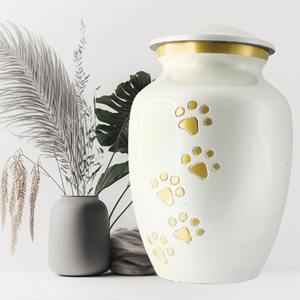 Urna de alta calidad premium grabada a mano para mascotas, grabada en níquel y con acabado en esmalte. - Product Image 3