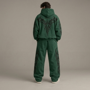 Conjunto Deportivo Verde para Hombre, Sudadera con Capucha Extra Grande y Pantalones Deportivos, Ropa Deportiva Urbana, Logotipo Bordado Personalizado, Algodón Grueso, Dos Piezas - Product Image 2