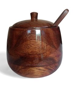 Pot à épices en bois JTKU HANDICRAFT avec couvercle et cuillère, récipient de rangement artisanal traditionnel, finition bois poli - Product Image 4
